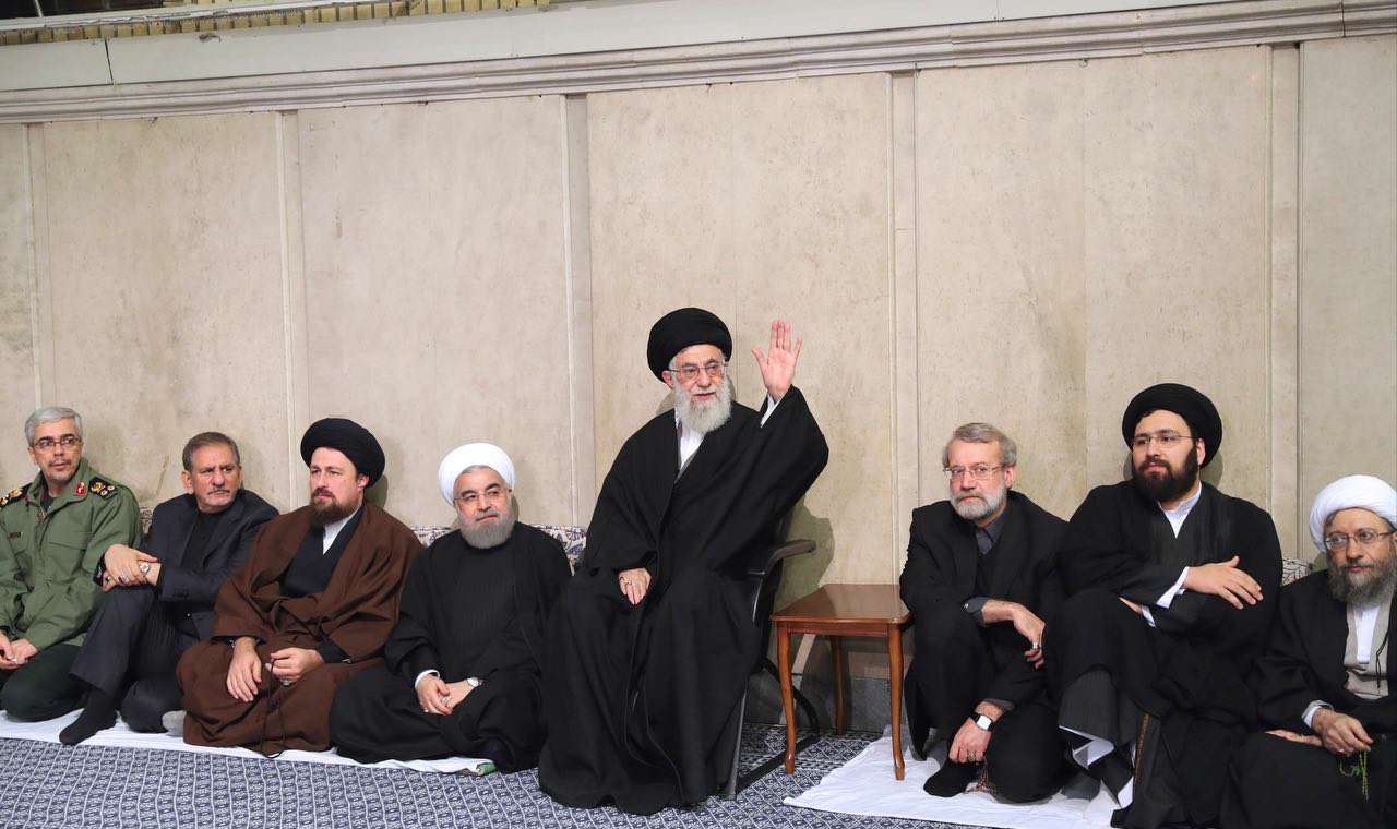 مراسم بزرگداشت حجت‌الاسلام والمسلمین هاشمی رفسنجانی با حضور رهبرانقلاب در حسینیه امام‌خمینی(ره)